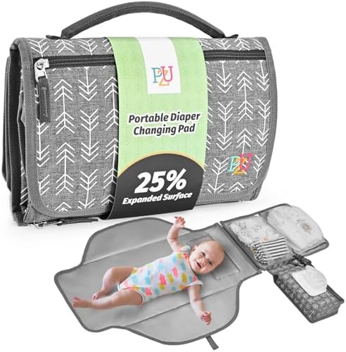 Portable changing pad with wipes pocket - Grey Arrows
